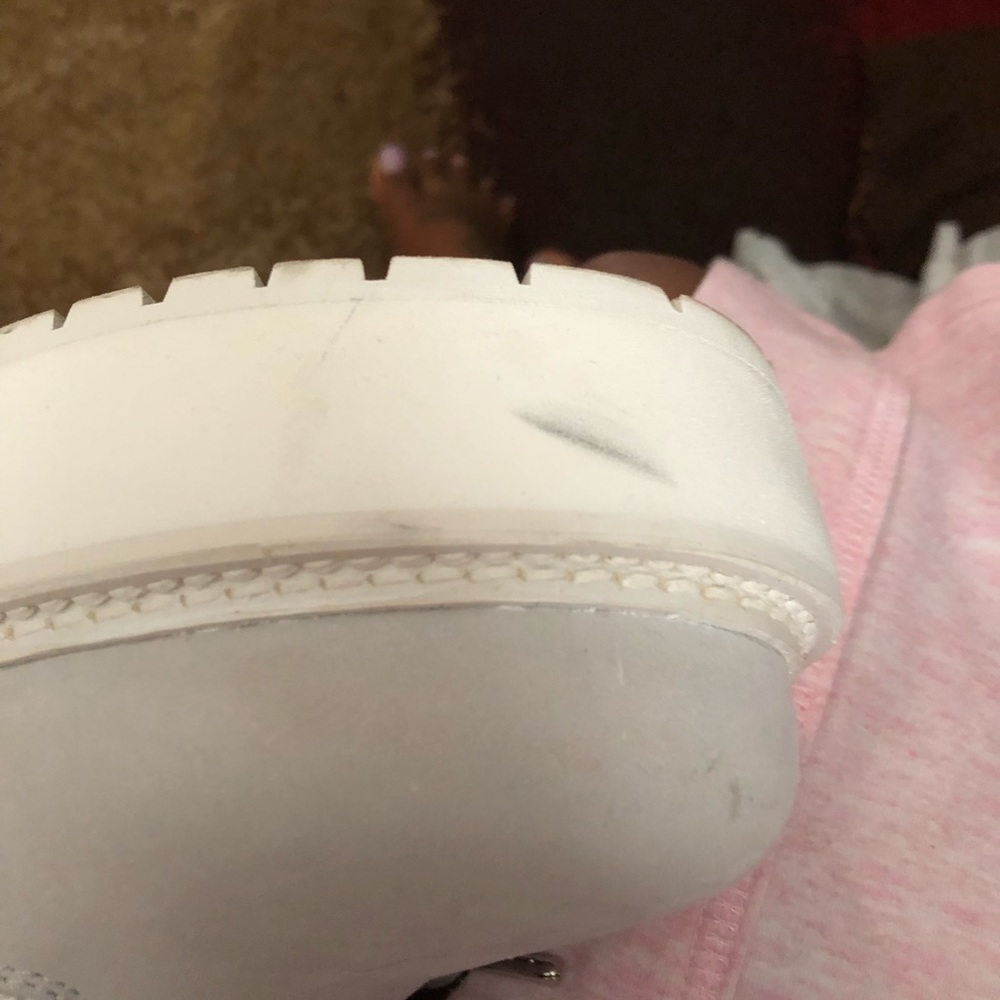 Scuff on shoe